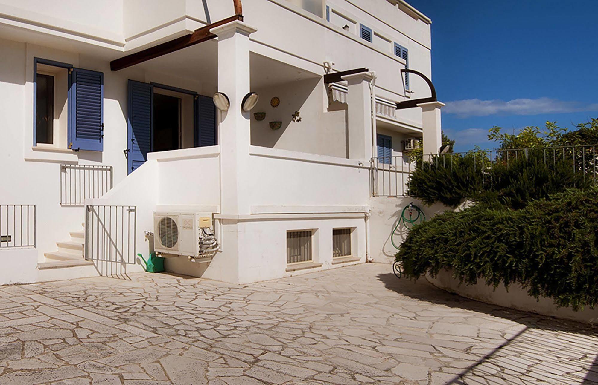 Villetta Del Sole Castrignano del Capo Ngoại thất bức ảnh